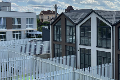Sanville park - Квартири, таунхауси, Святопетрівське, провулок Радужний 10